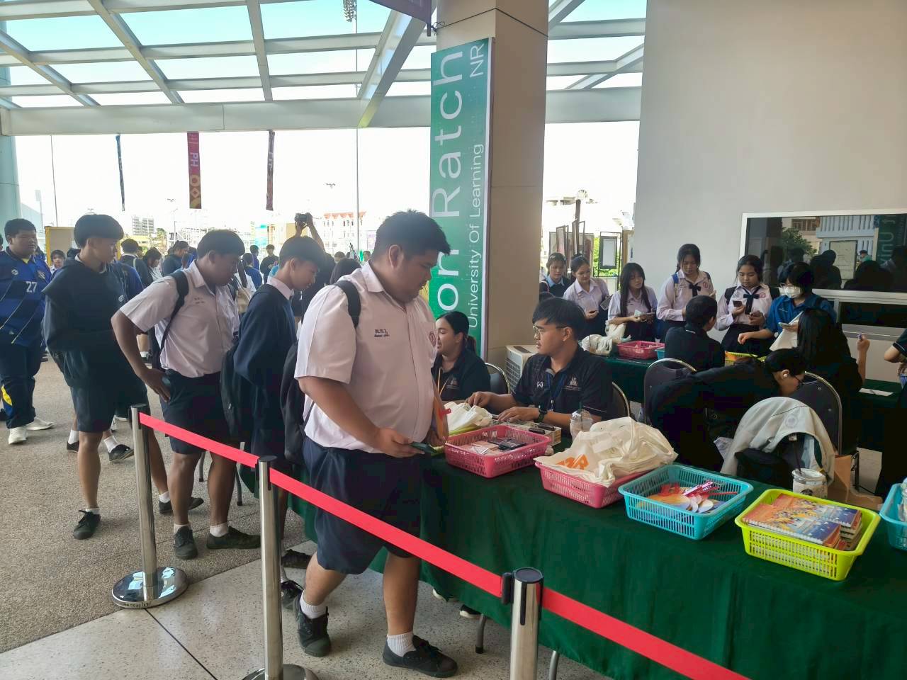 LINE_ALBUM_peid ban mrph.nm  _ mthr.xisan_251114_25.jpg